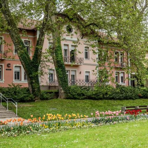 Hévízgyógyfürdő és Szent András Reumakórház képe