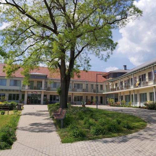 deak jeno korhaz kep